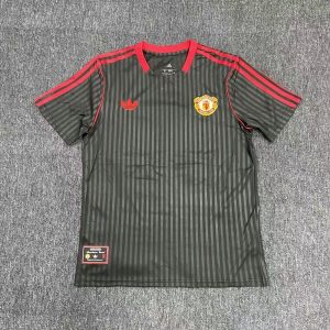 25/26 Man Utd Retro Black Jersey 1:1 Thai Quality
